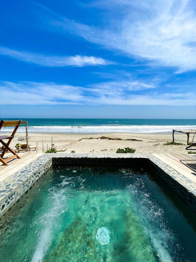 Diem Vichayito Beachfront Eco-Luxury Εξωτερικό φωτογραφία