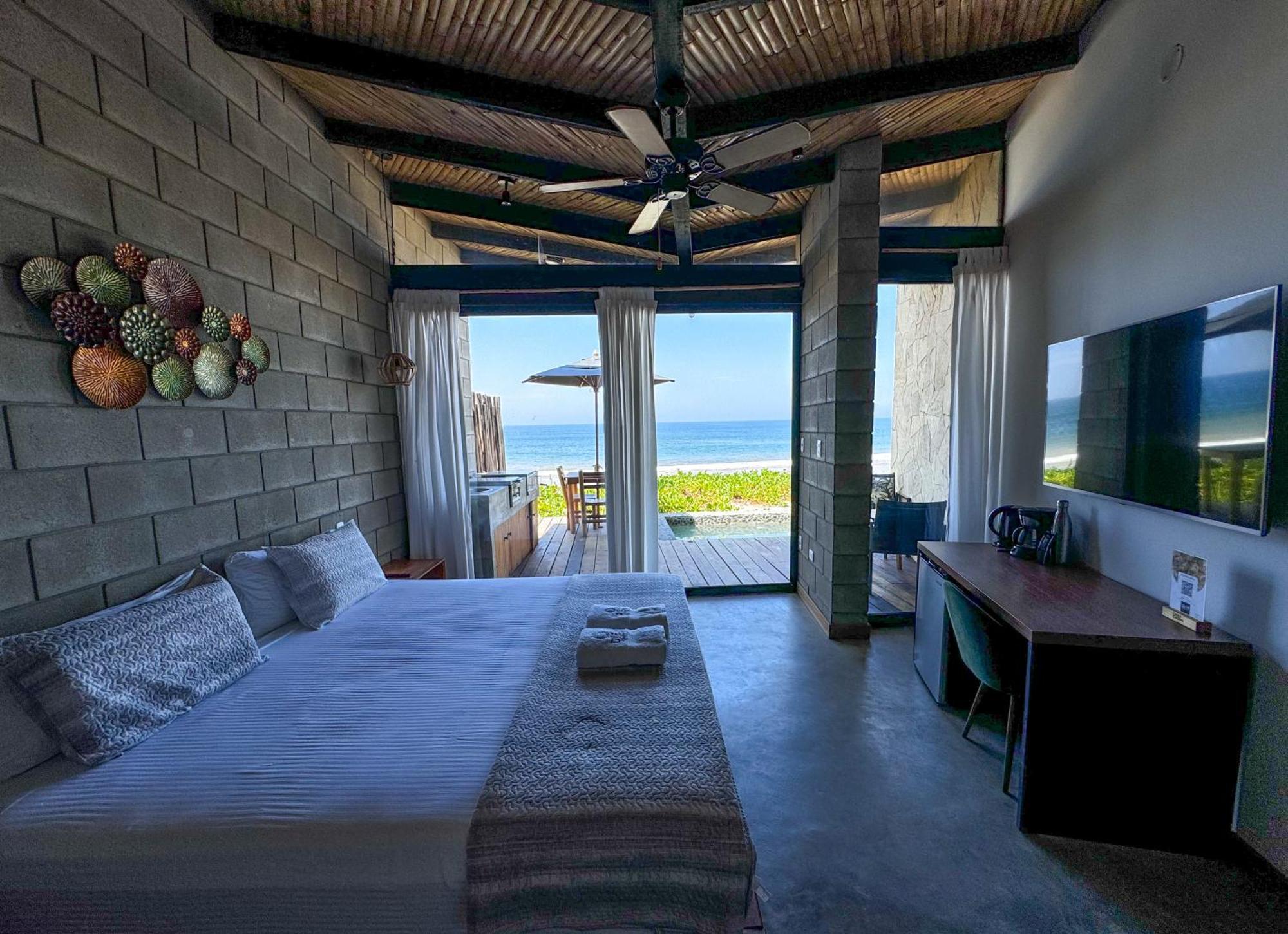 Diem Vichayito Beachfront Eco-Luxury Εξωτερικό φωτογραφία