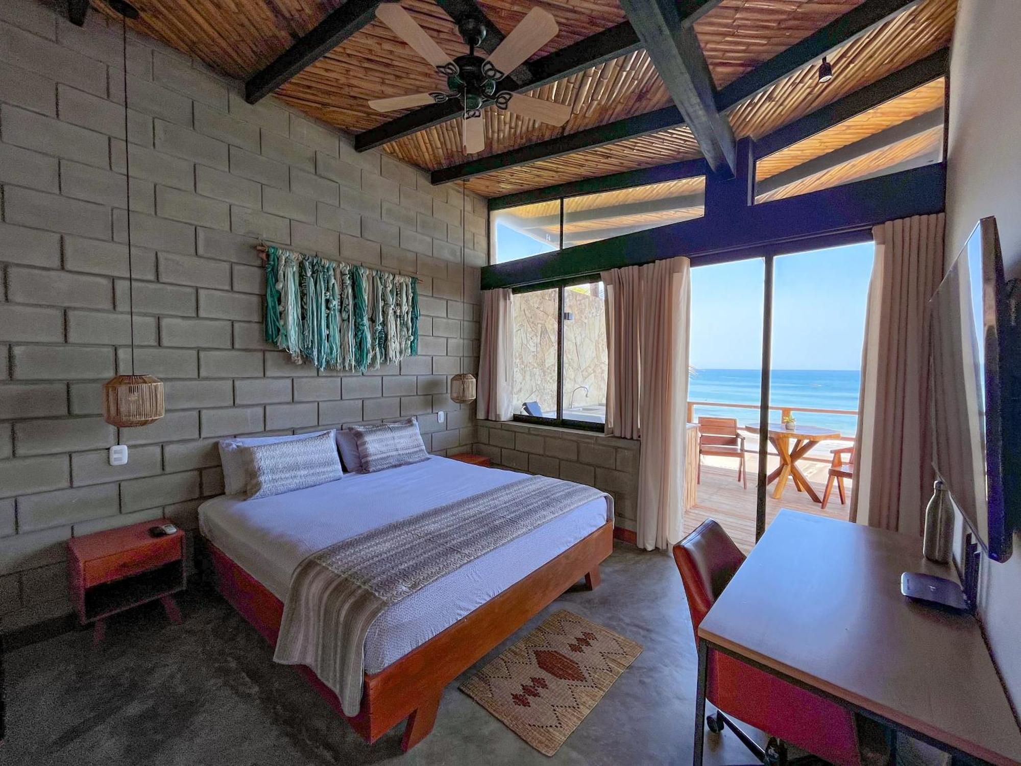 Diem Vichayito Beachfront Eco-Luxury Εξωτερικό φωτογραφία